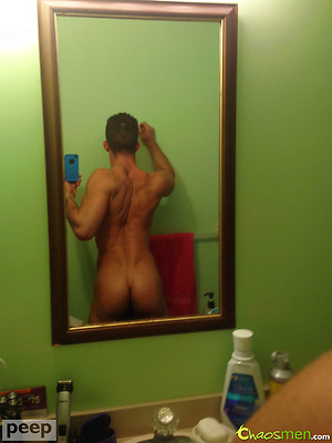 Theon Jerks Off All Day!